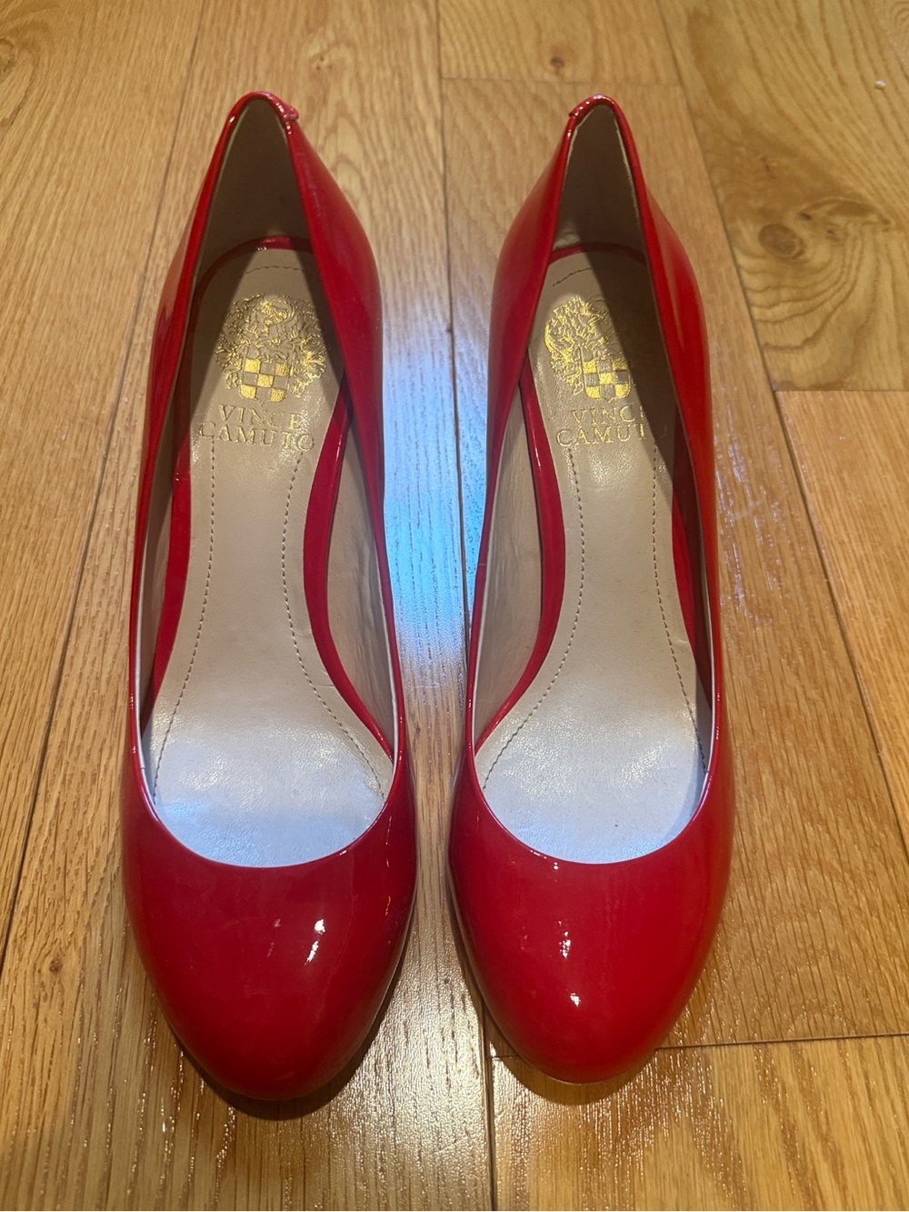 Barely worn Vince Camuto Red Patent Leather Pointed-Toe Pumps